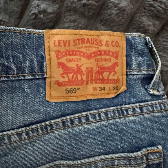 Levis 569 Jeans - Picture 2 of 3